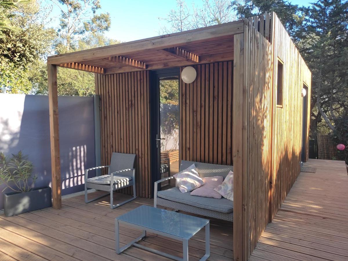 Joli Studio Climatise Avec Jacuzzi Prive Et Entree Independante Fréjus Exteriér fotografie