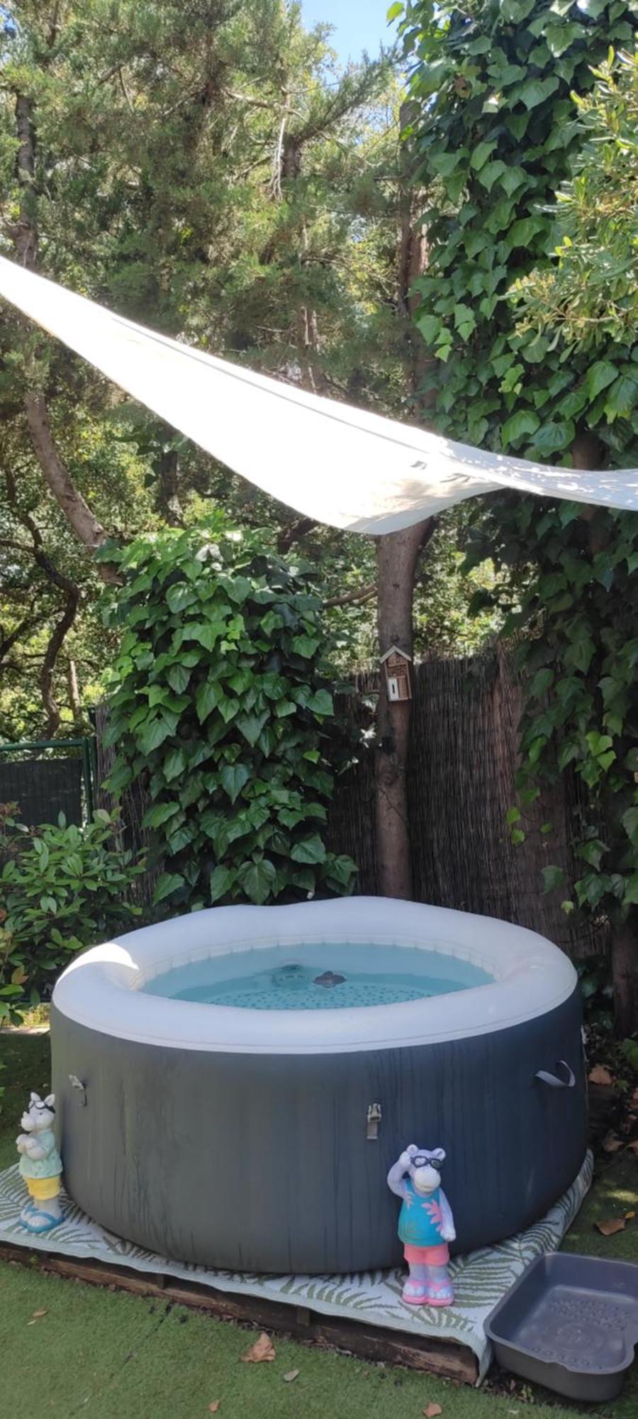 Joli Studio Climatise Avec Jacuzzi Prive Et Entree Independante Fréjus Exteriér fotografie